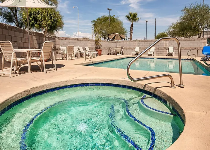 Western Superstition Springs 3*