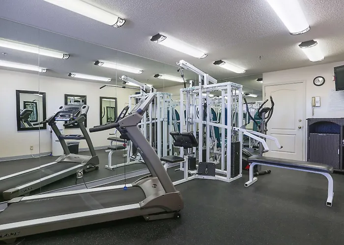 Western Superstition Springs Hotel 3*
