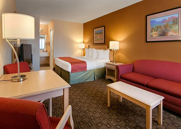 Western Superstition Springs Hotel