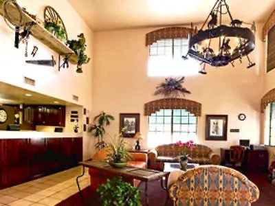 Western Superstition Springs Hotel 3*