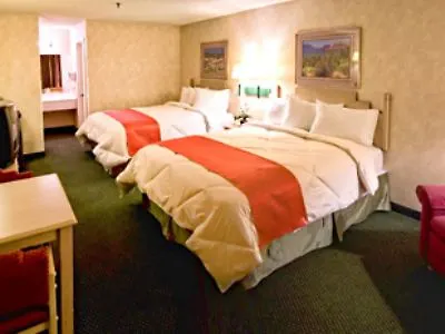 Western Superstition Springs 3*